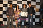 Tusshar Kapoor, Amrita Rao promote Love U... Mr. Kalakaar at Agni Store, Oberoi Mall, Mumbai on 6th May 2011 (3).JPG